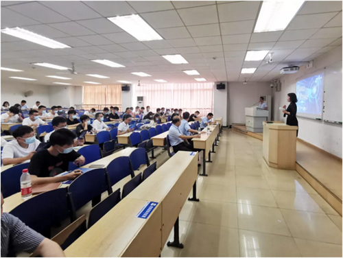 新“鋰”想 新起點(diǎn)！中偉2022年校園招聘中南大學(xué)站宣講會(huì)舉行