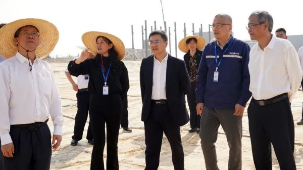 欽州市市長、自貿(mào)區(qū)欽州港片區(qū)管委主任 王雄昌調(diào)研中偉欽州產(chǎn)業(yè)基地